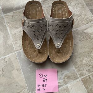 SHEIN Gray and Tan Sandals